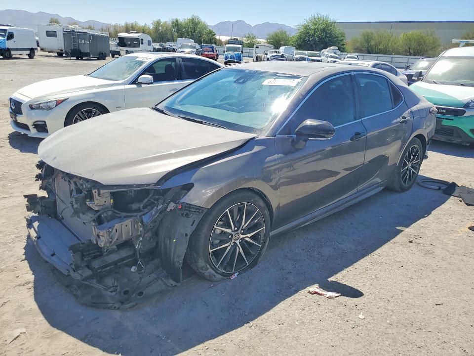 62096596 :رقم المزاد ، 4T1S11AK7PU803088 vin ، 2023 Toyota Camry مزاد بيع