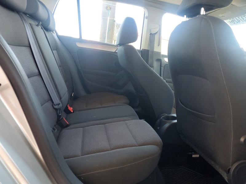 65737426 :رقم المزاد ، WVWDB7AJ5BW072713 vin ، 2011 Volkswagen Golf مزاد بيع