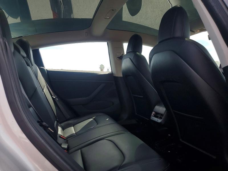 66039366 :رقم المزاد ، 5YJ3E1EA2JF016676 vin ، 2018 Tesla Model 3 مزاد بيع