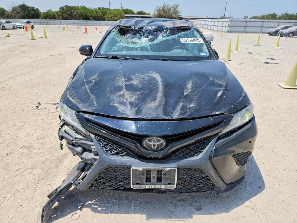 66156046 :رقم المزاد ، 4T1G11AK2LU967185 vin ، 2020 Toyota Camry مزاد بيع