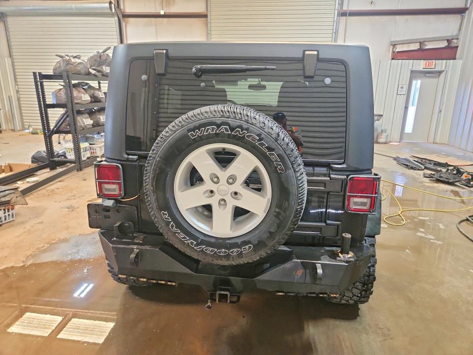 64959776 :رقم المزاد ، 1C4BJWDG4EL139361 vin ، 2014 Jeep Wrangler Unlimited مزاد بيع