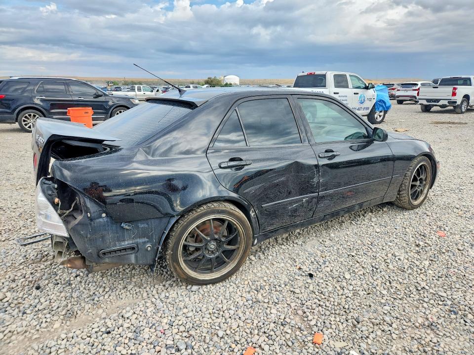 Продажа на аукционе авто 2001 Lexus Is, vin: JTHBD182610017524, номер лота: 64484646