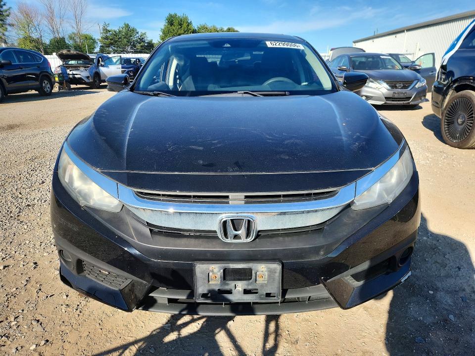 Продаж на аукціоні авто 2017 Honda Civic, vin: 2HGFC2F86HH018716, номер лоту: 62299006