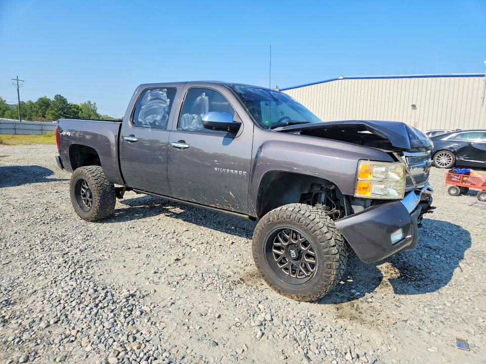 Auction sale of the 2011 Chevrolet Silverado, vin: 3GCPKSE39BG232036, lot number: 66425466