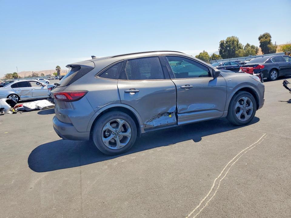 2023 Ford Escape მანქანა იყიდება აუქციონზე, vin: 1FMCU9MN5PUA61953, აუქციონის ნომერი: 65358926