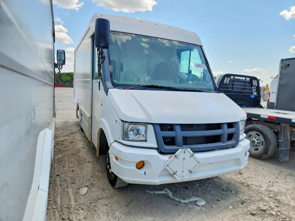 64400166 :رقم المزاد ، JALB4T174D7W01076 vin ، 2013 Isuzu Npr مزاد بيع