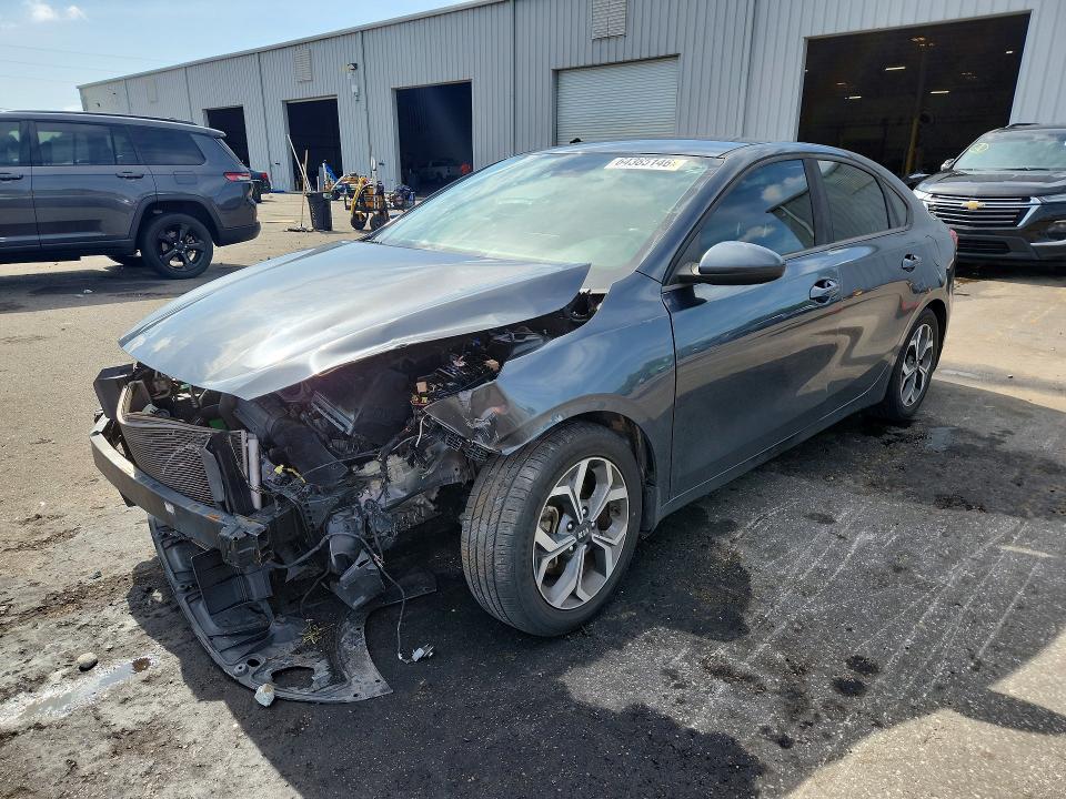 2019 Kia Forte მანქანა იყიდება აუქციონზე, vin: 3KPF24AD1KE097068, აუქციონის ნომერი: 64385146