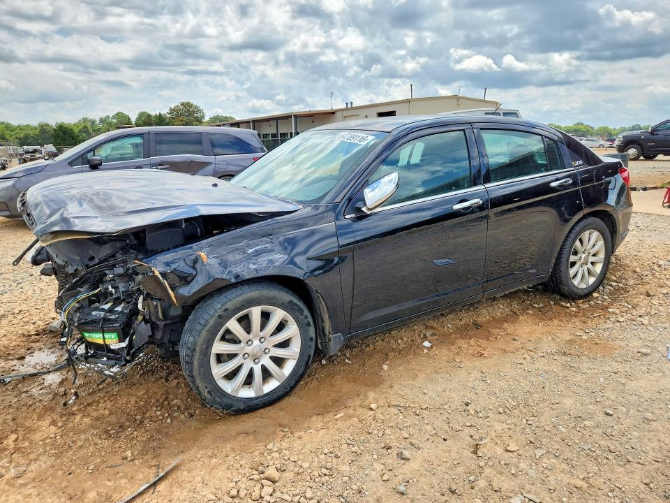 Продажа на аукционе авто 2013 Chrysler 200, vin: 1C3CCBCG1DN569557, номер лота: 64789116