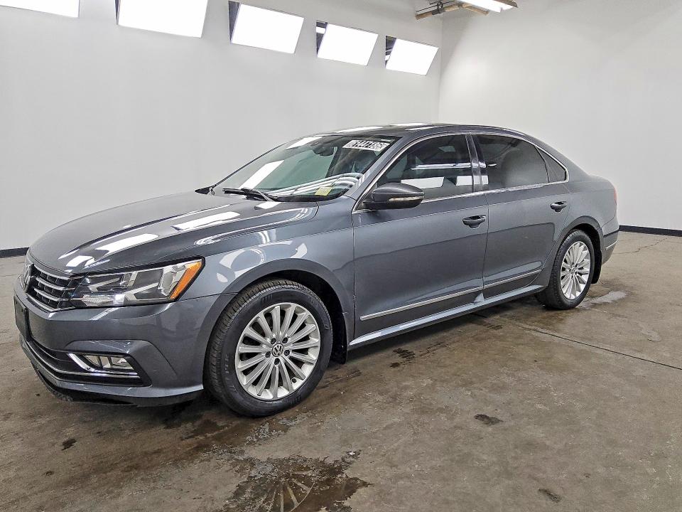 2016 Volkswagen Passat მანქანა იყიდება აუქციონზე, vin: 1VWBS7A38GC049876, აუქციონის ნომერი: 61447186