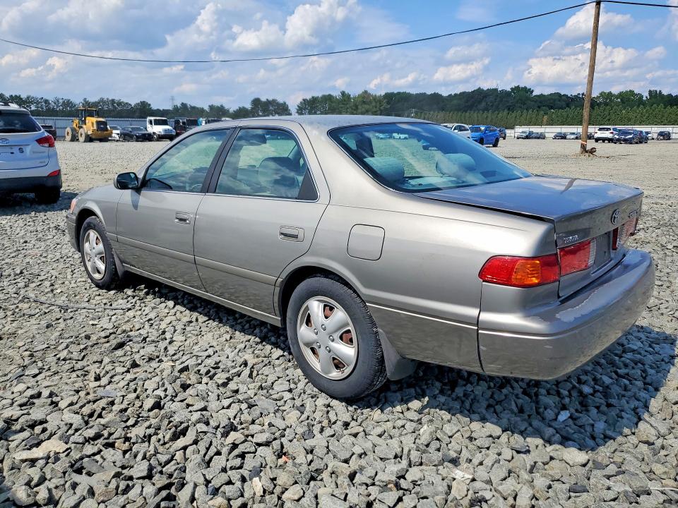 63962986 :رقم المزاد ، JT2BG22KX10546281 vin ، 2001 Toyota Camry مزاد بيع
