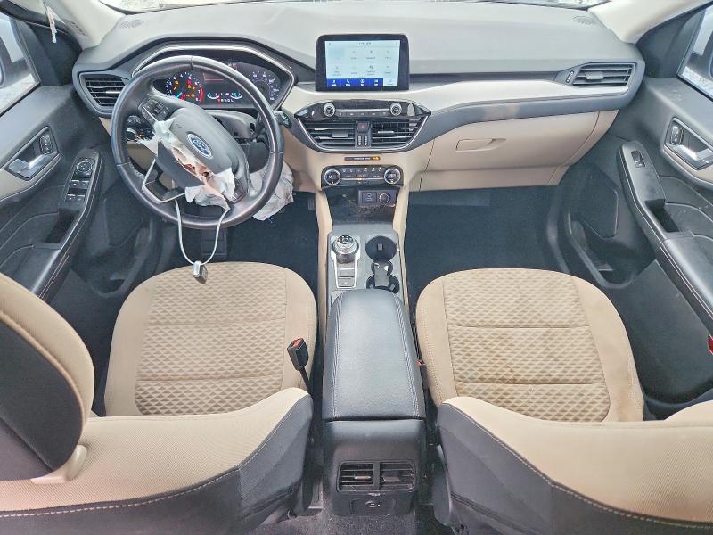 63949816 :رقم المزاد ، 1FMCU0G67MUA36080 vin ، 2021 Ford Escape مزاد بيع
