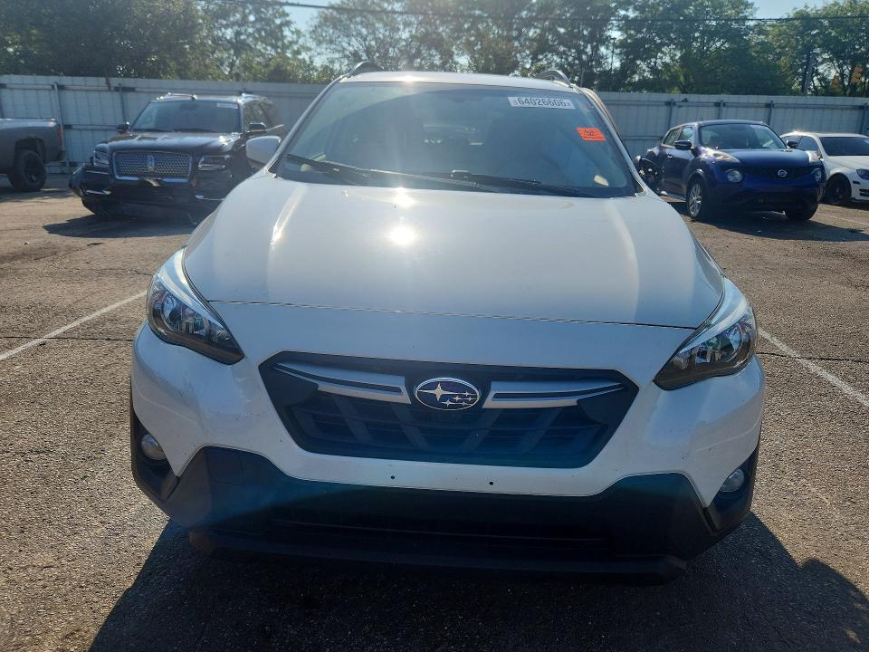 64026606 :رقم المزاد ، JF2GTAPC3M8217840 vin ، 2021 Subaru Crosstrek مزاد بيع