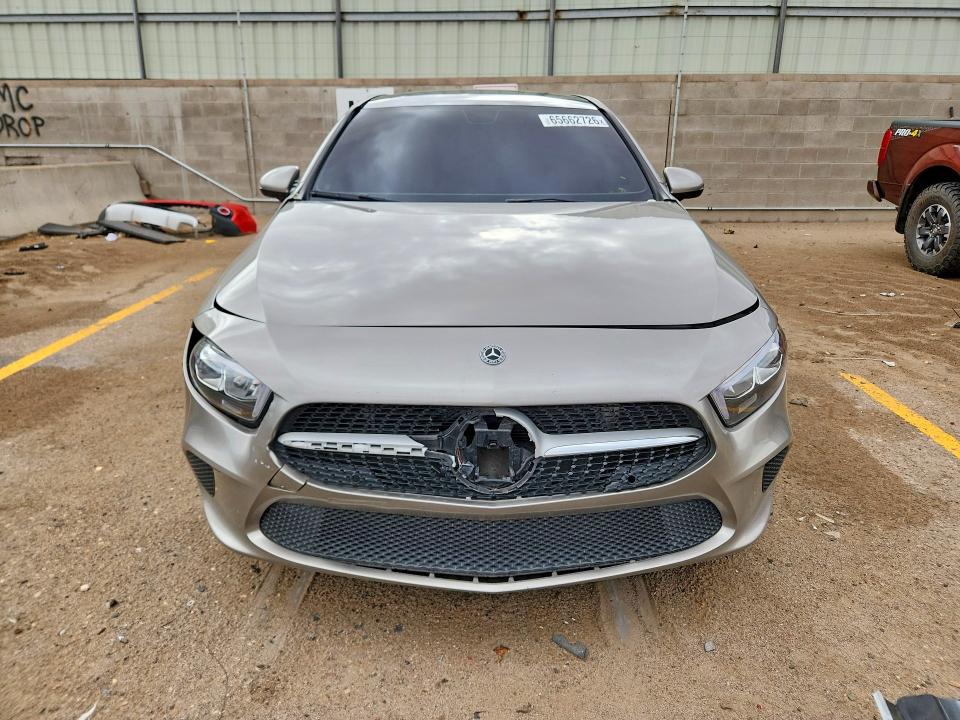65662726 :رقم المزاد ، WDD3G4EB4LW038512 vin ، 2020 Mercedes-benz A مزاد بيع