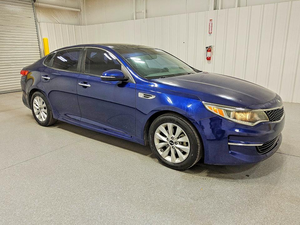 Продаж на аукціоні авто 2016 Kia Optima, vin: 5XXGU4L31GG010352, номер лоту: 64895756