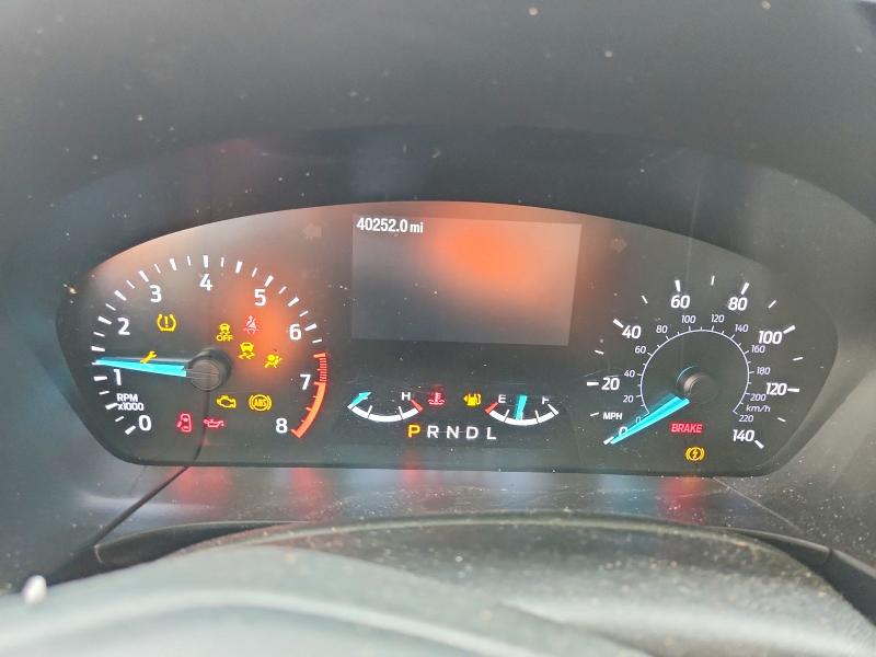 64301036 :رقم المزاد ، 1FMCU0G61MUA37189 vin ، 2021 Ford Escape مزاد بيع