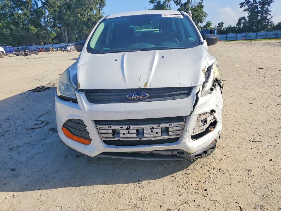 Продажа на аукционе авто 2016 Ford Escape, vin: 1FMCU0F73GUC73647, номер лота: 64134066
