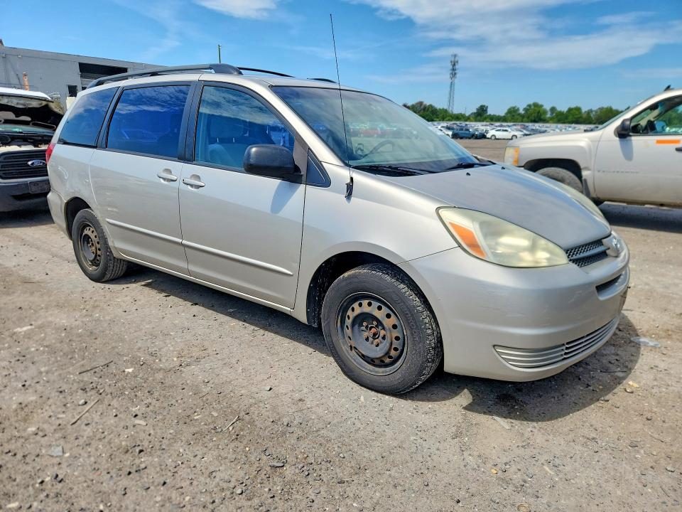 Продажа на аукционе авто 2004 Toyota Sienna, vin: 5TDZA23C74S134884, номер лота: 64211296