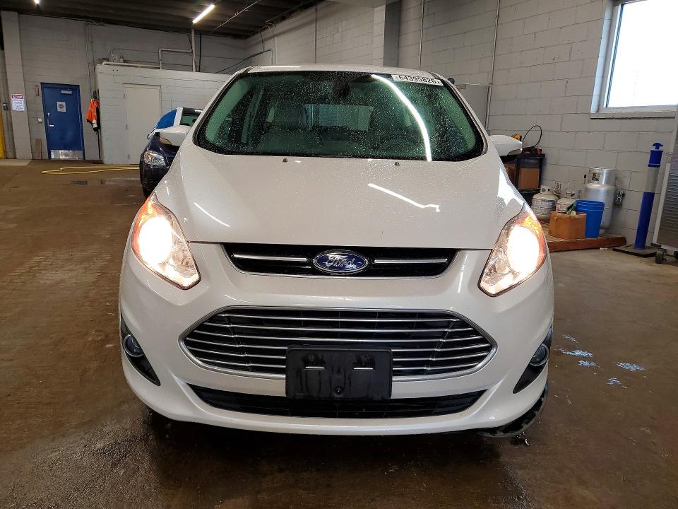 2013 Ford C-max მანქანა იყიდება აუქციონზე, vin: 1FADP5BU3DL550684, აუქციონის ნომერი: 64395826