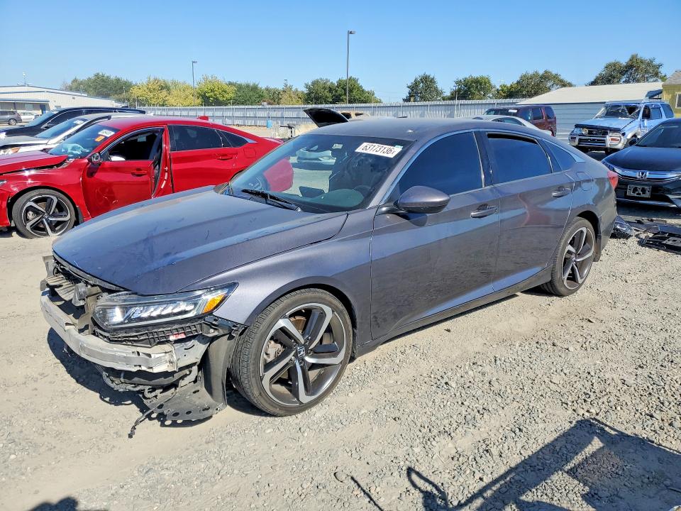 Продажа на аукционе авто 2018 Honda Accord, vin: 1HGCV1F30JA181202, номер лота: 63173136