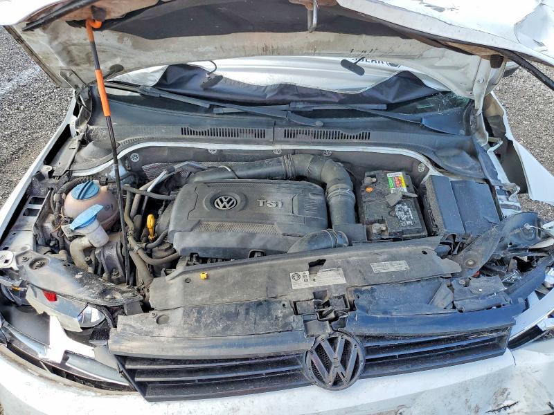 65183346 :رقم المزاد ، 3VWB17AJ3EM325796 vin ، 2014 Volkswagen Jetta مزاد بيع