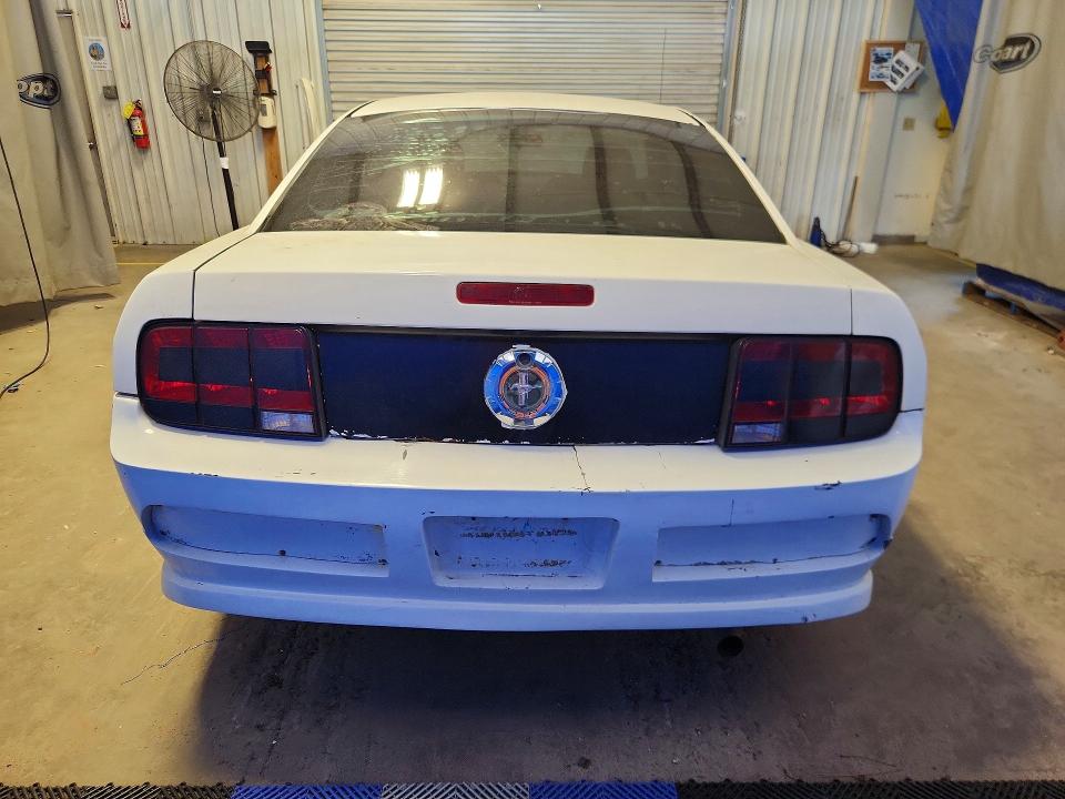 2005 Ford Mustang მანქანა იყიდება აუქციონზე, vin: 1ZVFT80N155152369, აუქციონის ნომერი: 66070736