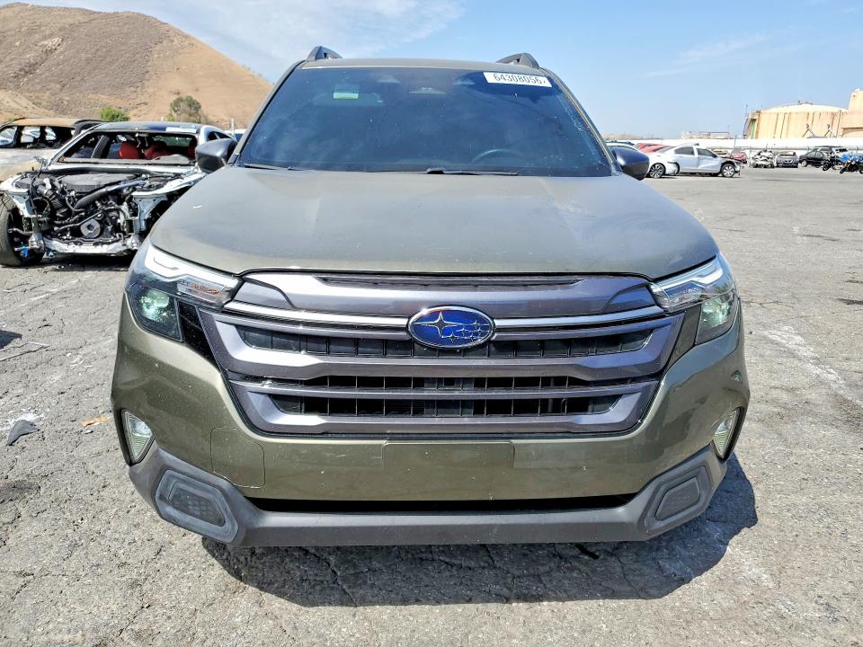Продажа на аукционе авто 2025 Subaru Forester, vin: JF2SLDBC4SH432692, номер лота: 64308056