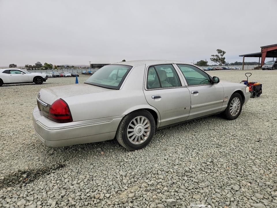 Продаж на аукціоні авто 2009 Mercury Grand Marquis, vin: 2MEHM75V09X608070, номер лоту: 65451416