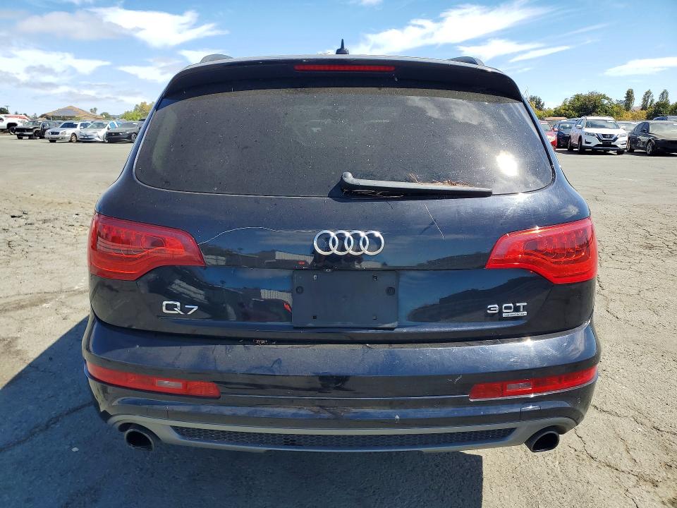 66310156 :رقم المزاد ، WA1DGAFE1FD019786 vin ، 2015 Audi Q7 مزاد بيع
