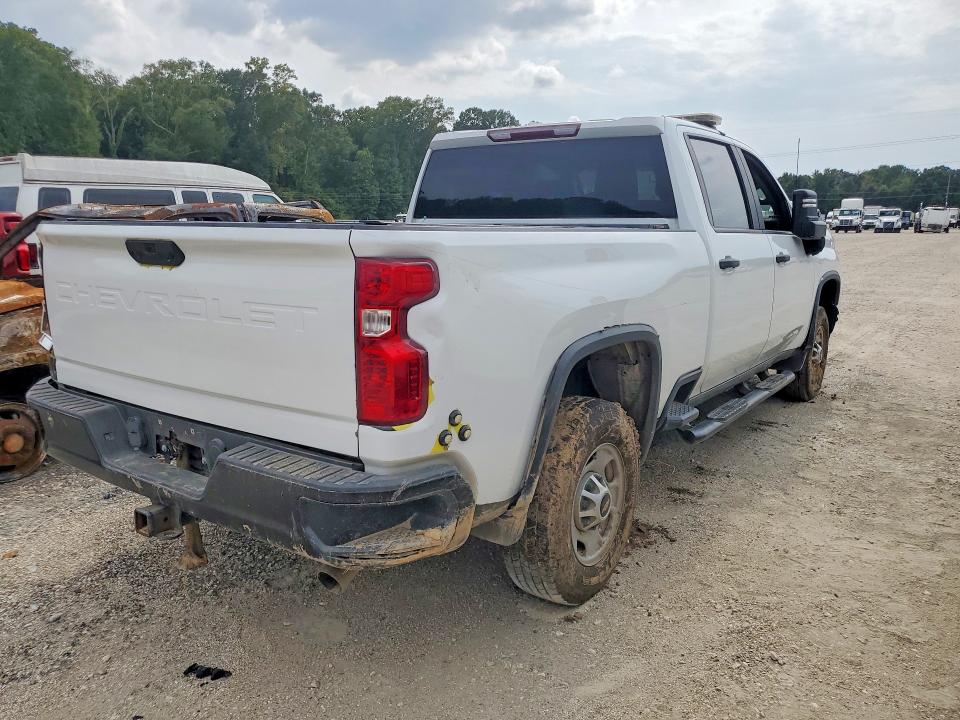 61000036 :رقم المزاد ، 1GC4WLE76MF190073 vin ، 2021 Chevrolet Silverado مزاد بيع