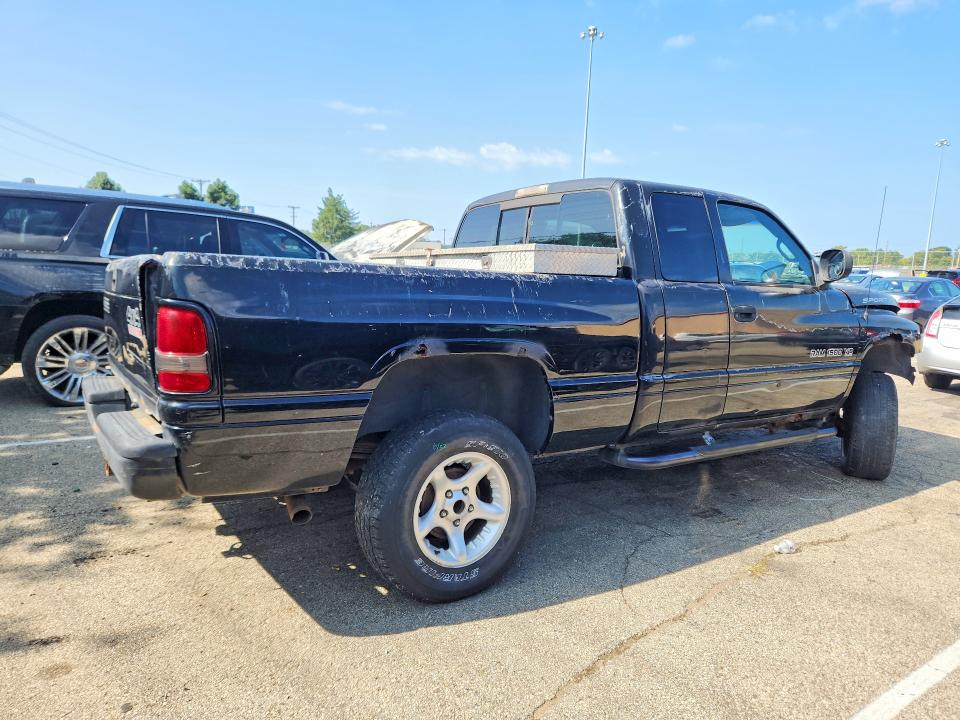 65823706 :رقم المزاد ، 3B7HF13Z21G190673 vin ، 2001 Dodge Ram 1500 مزاد بيع