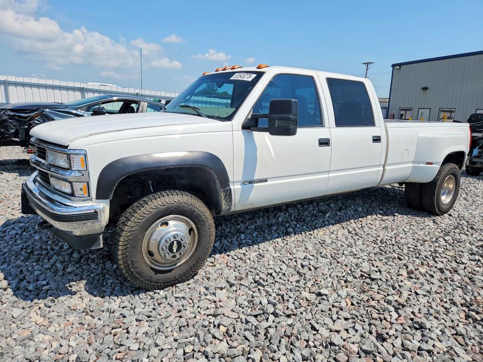 63545276 :رقم المزاد ، 1GCHK33J3XF038171 vin ، 1999 Chevrolet Gmt-400 مزاد بيع