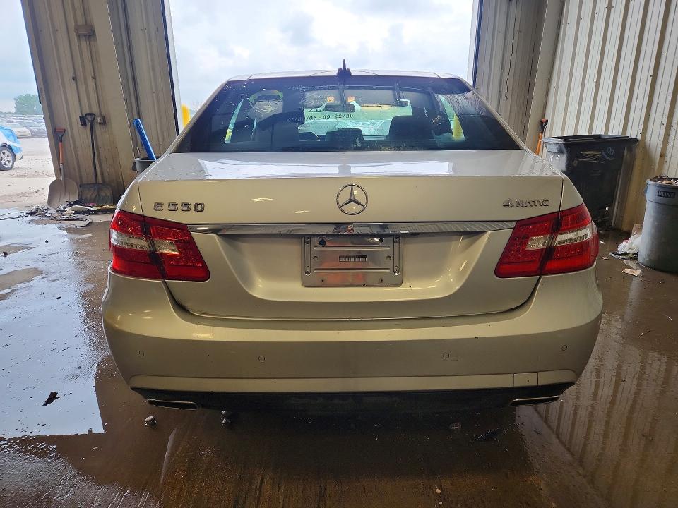 62762446 :رقم المزاد ، WDDHF9AB7BA303852 vin ، 2011 Mercedes-benz E مزاد بيع