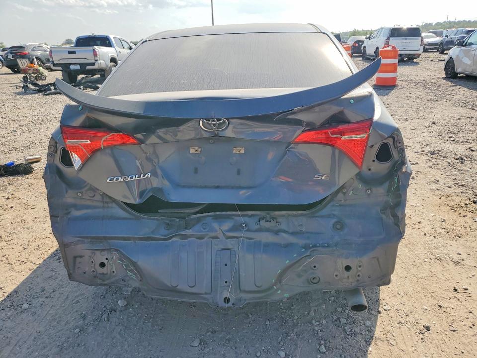 63697826 :رقم المزاد ، 5YFBURHE8HP710122 vin ، 2017 Toyota Corolla مزاد بيع