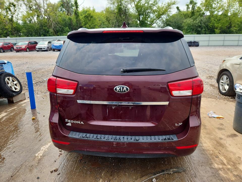 63317306 :رقم المزاد ، KNDMB5C11F6059559 vin ، 2015 Kia Sedona مزاد بيع