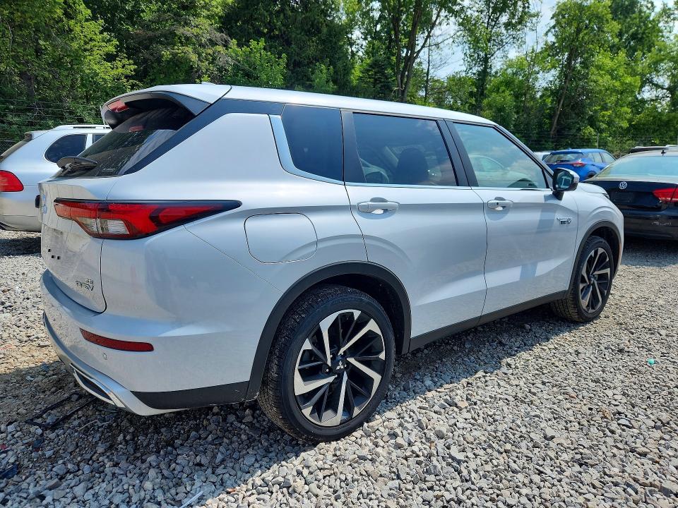 Продаж на аукціоні авто 2025 Mitsubishi Outlander, vin: JA4T5VA92SZ054868, номер лоту: 62681436