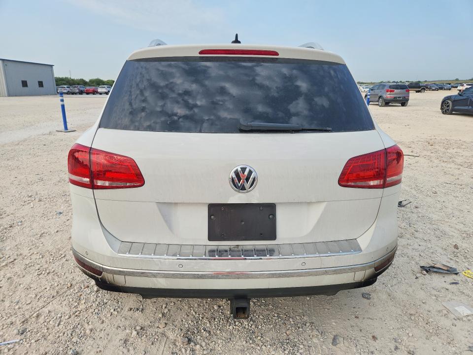 65995376 :رقم المزاد ، WVGEP9BP8GD001606 vin ، 2016 Volkswagen Touareg مزاد بيع