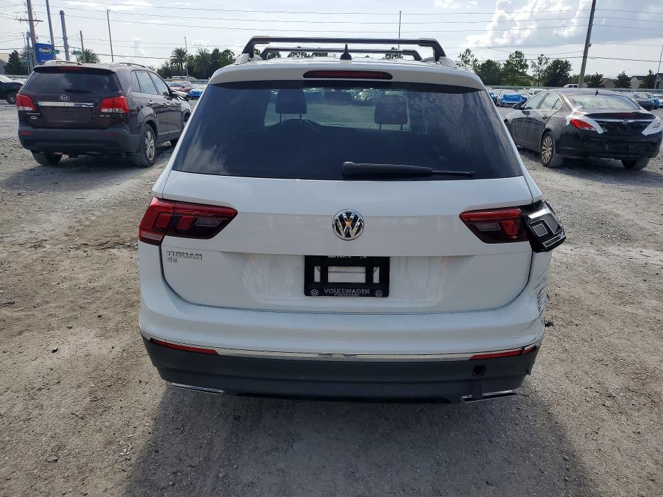 63805436 :رقم المزاد ، 3VV3B7AX2LM068363 vin ، 2020 Volkswagen Tiguan مزاد بيع