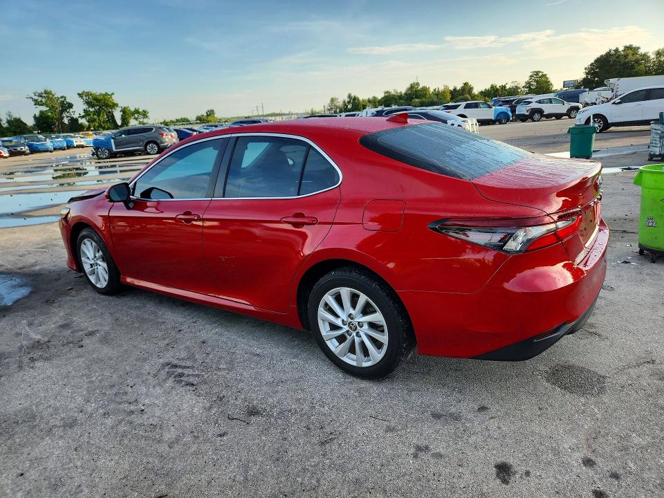 2024 Toyota Camry მანქანა იყიდება აუქციონზე, vin: 4T1C11AKXRU215256, აუქციონის ნომერი: 63436546