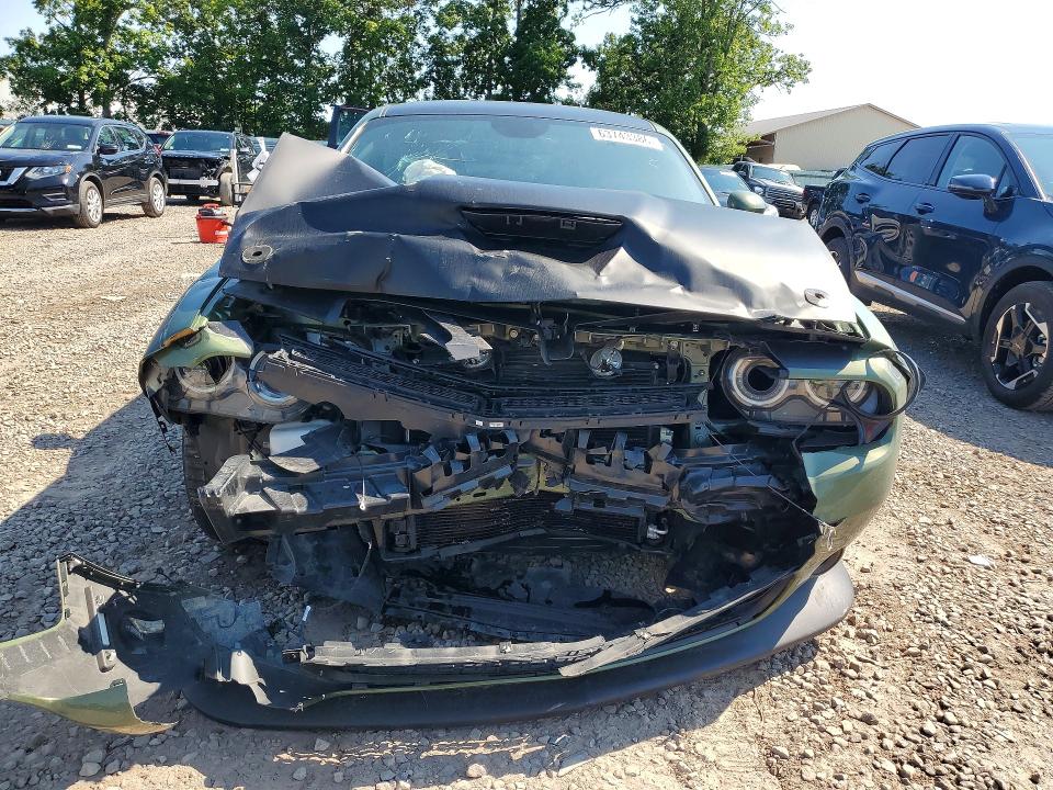 63743386 :رقم المزاد ، 2C3CDZBT0MH564153 vin ، 2021 Dodge Challenger مزاد بيع