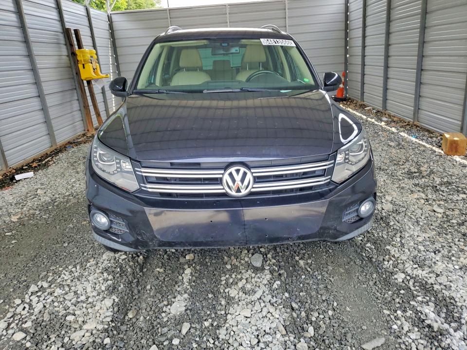 64813566 :رقم المزاد ، WVGBV7AX5GW508627 vin ، 2016 Volkswagen Tiguan مزاد بيع