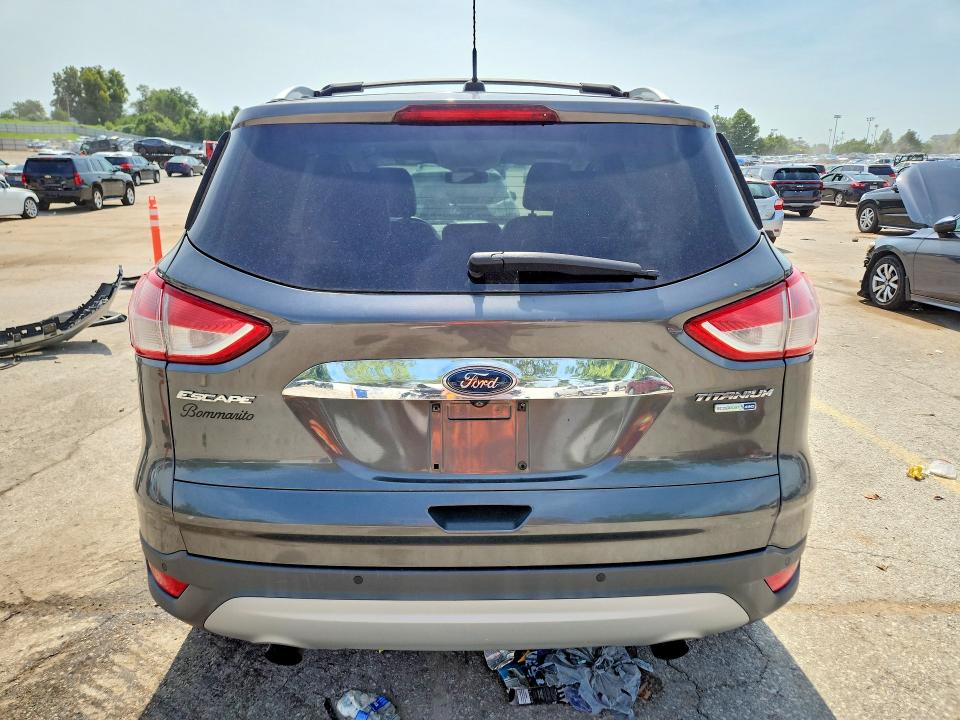 Продаж на аукціоні авто 2016 Ford Escape, vin: 1FMCU9JXXGUA08414, номер лоту: 64487596
