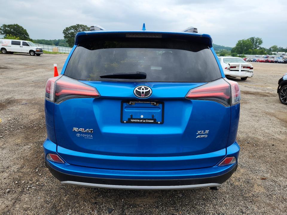 Продажа на аукционе авто 2016 Toyota Rav4, vin: 2T3RFREV9GW431389, номер лота: 63736506