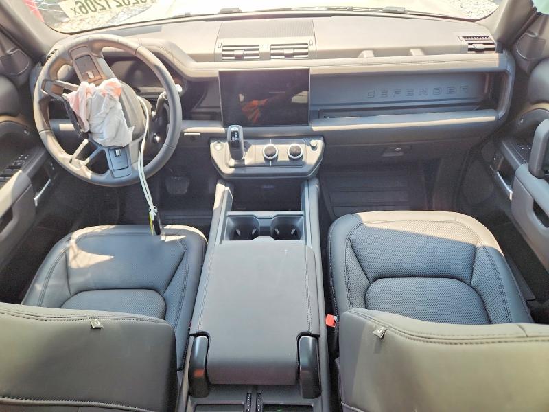 62821206 :رقم المزاد ، SALEJ7EU6S2474414 vin ، 2025 Land Rover Defender مزاد بيع