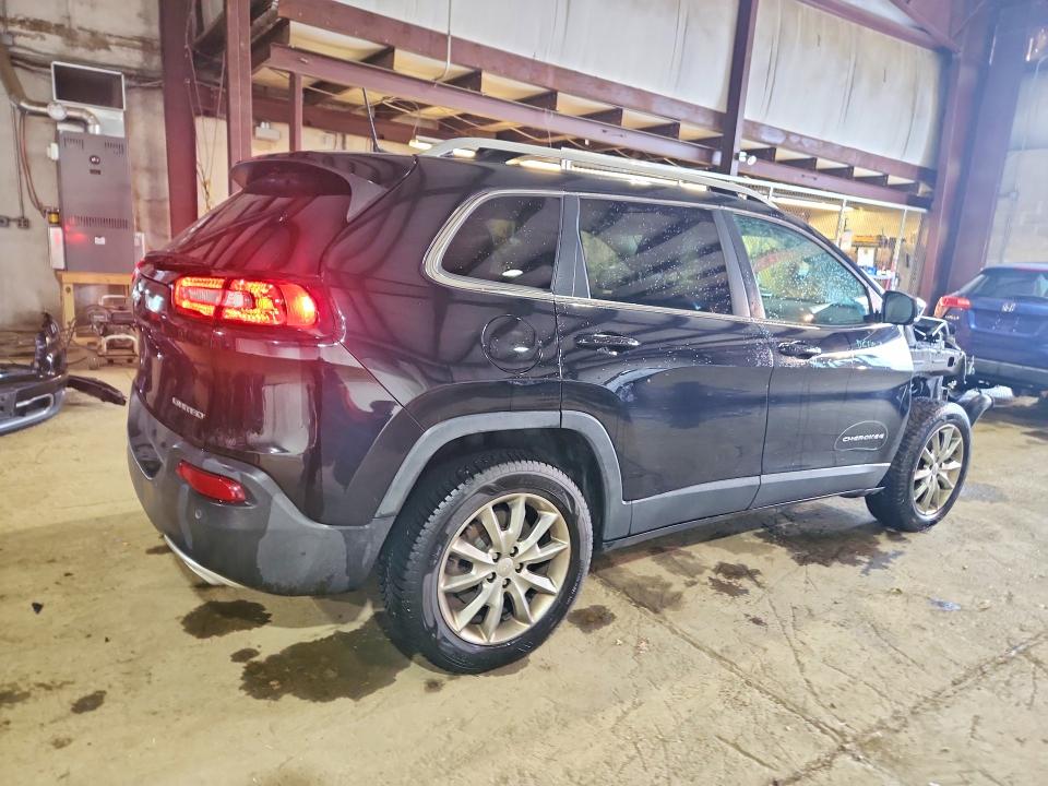 62692346 :رقم المزاد ، 1C4PJMDX6JD546192 vin ، 2018 Jeep Cherokee مزاد بيع