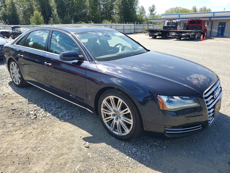 65051716 :رقم المزاد ، WAURVAFD4BN018643 vin ، 2011 Audi A8 مزاد بيع
