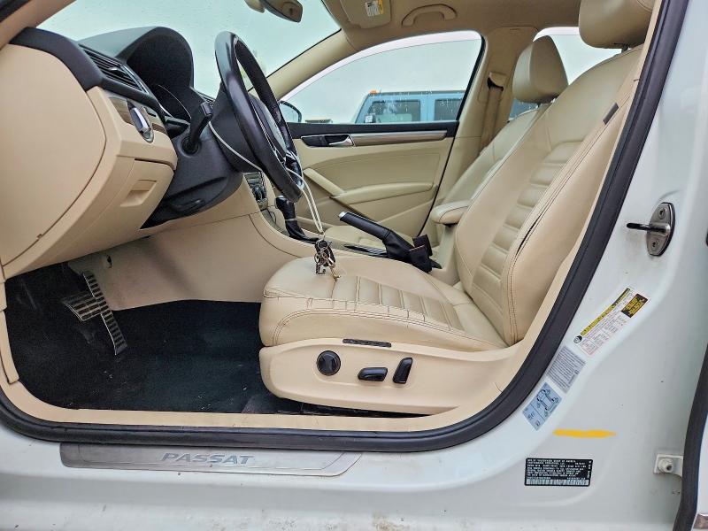 Продаж на аукціоні авто 2016 Volkswagen Passat, vin: 1VWCT7A31GC070084, номер лоту: 65035666