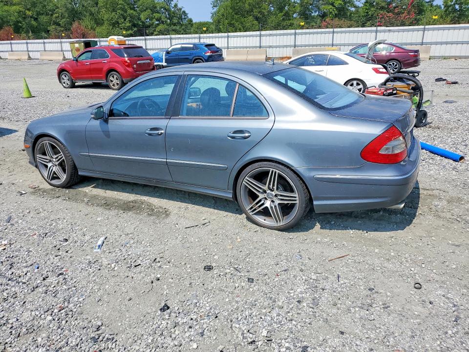 2009 Mercedes-benz E მანქანა იყიდება აუქციონზე, vin: WDBUF56X49B360826, აუქციონის ნომერი: 64409466