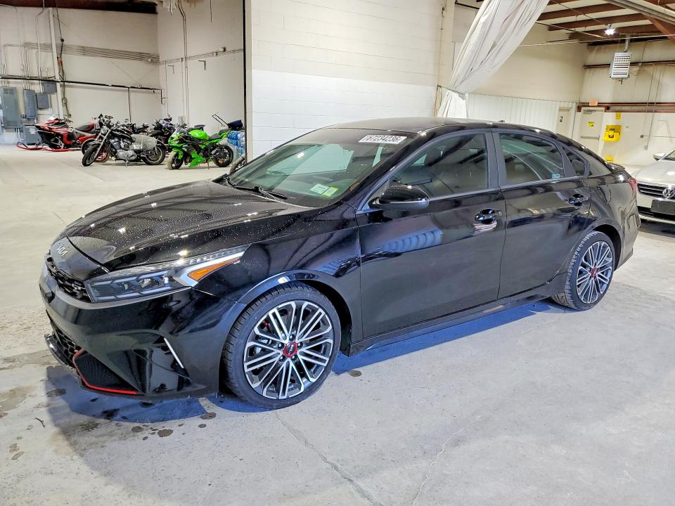 67234236 :رقم المزاد ، 3KPF44AC9NE438142 vin ، 2022 Kia Forte مزاد بيع