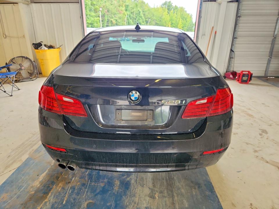 65652476 :رقم المزاد ، WBA5A5C55FD522094 vin ، 2015 Bmw 528 مزاد بيع
