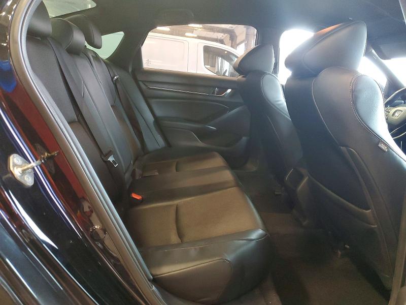 2018 Honda Accord მანქანა იყიდება აუქციონზე, vin: 1HGCV1F32JA148993, აუქციონის ნომერი: 64997126